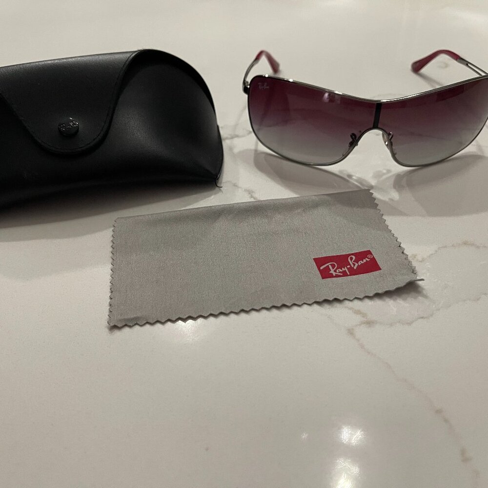 Ray Ban Aviator Sunglasses
